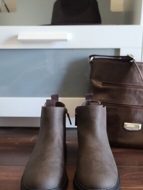 Zara Taupe/Brown Chelsea-Style Ankle Boots